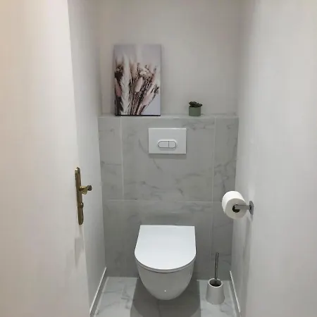 Apartamento Comfortable With Parking - Riviera